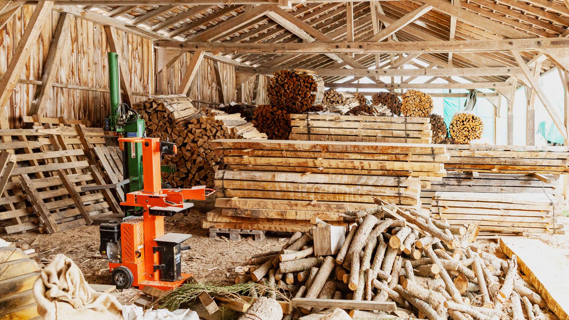 Hangar Forestier, Saint_imier © Giona Mottura