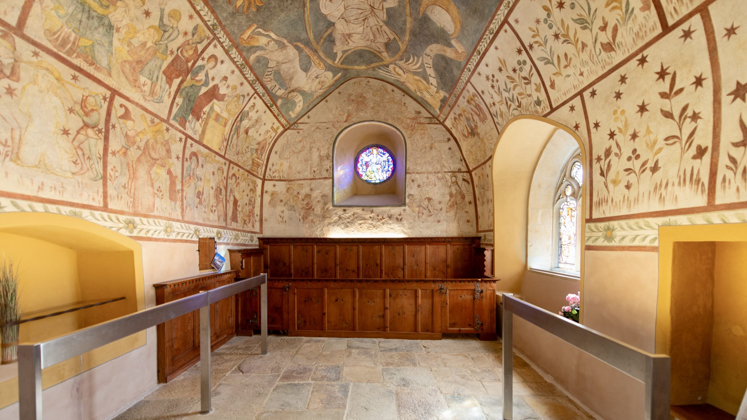 Temple, Engollon © Benjamin Visinand